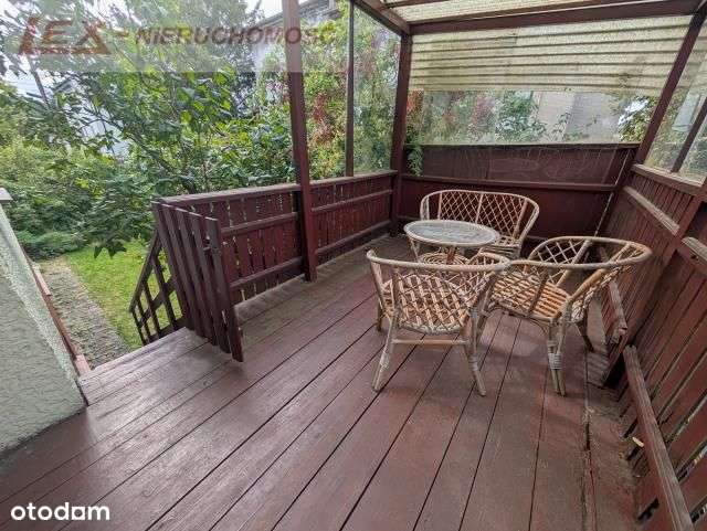 Dom w Zawierciu z oddzielną klatką schodową-12