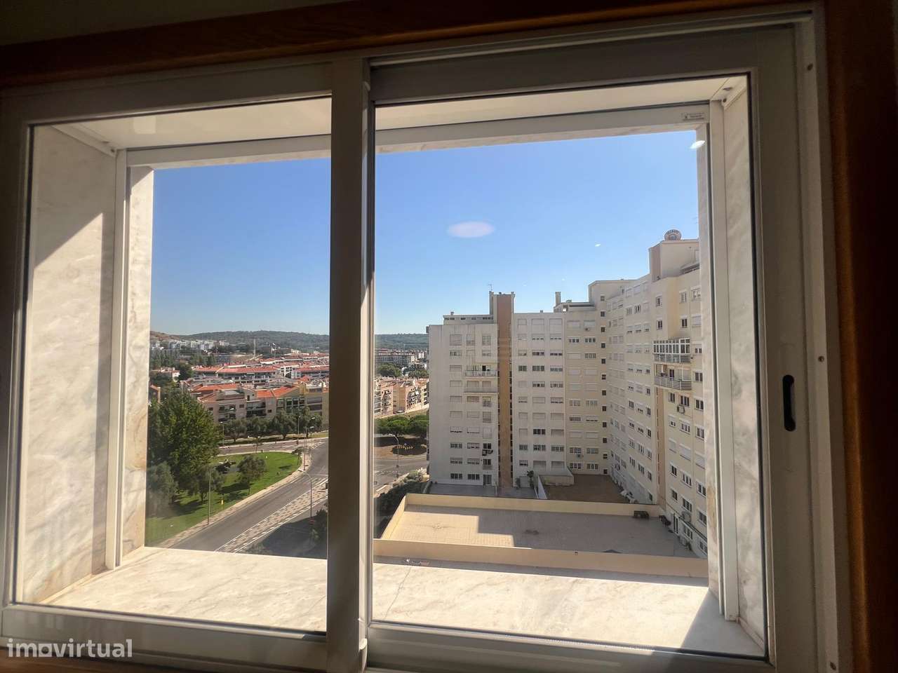 Apartamento, 2 quartos, Oeiras, Carnaxide e Queijas-3