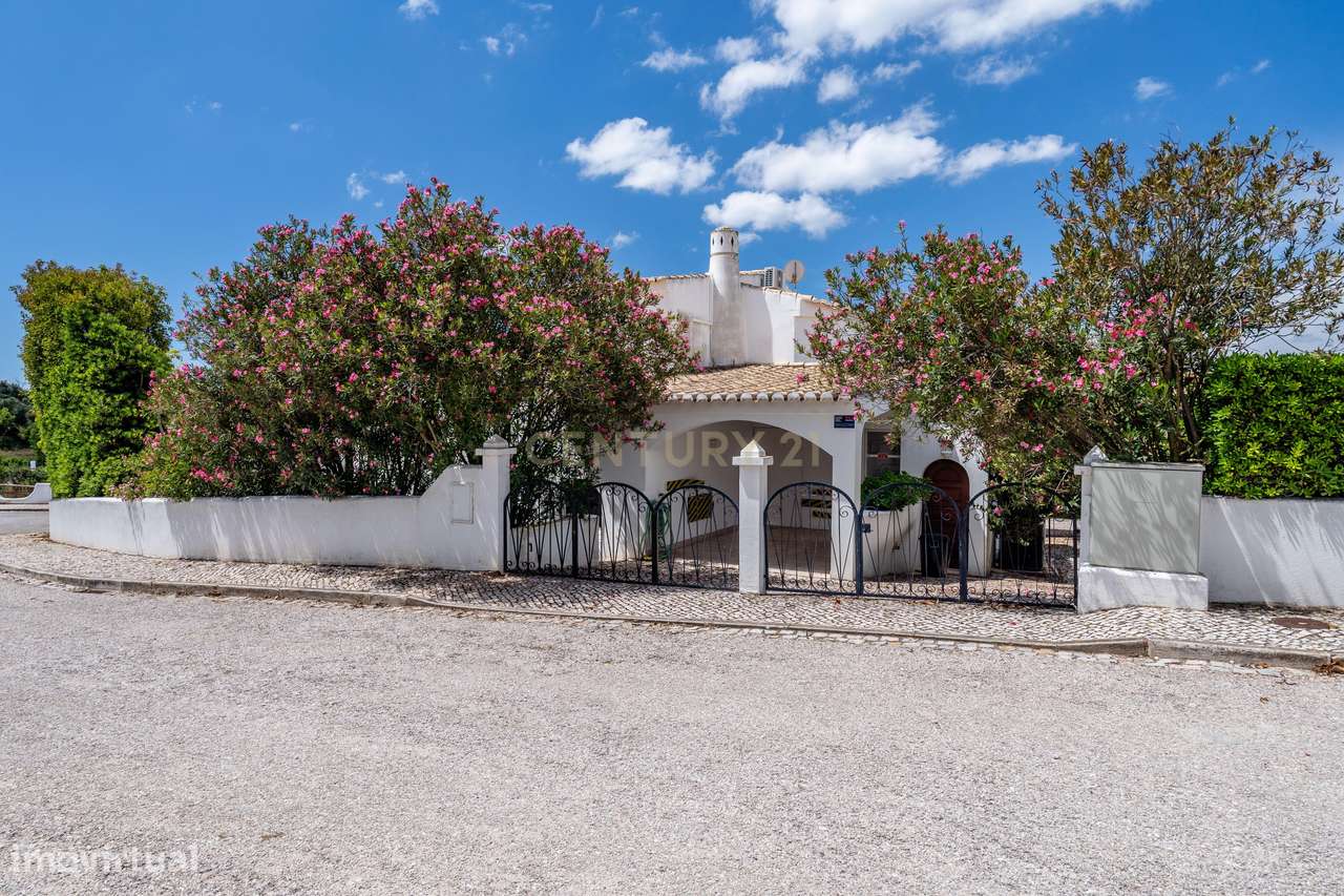 Moradia com Vista Mar e Piscina em Alvor, a curta distância da praia e-39