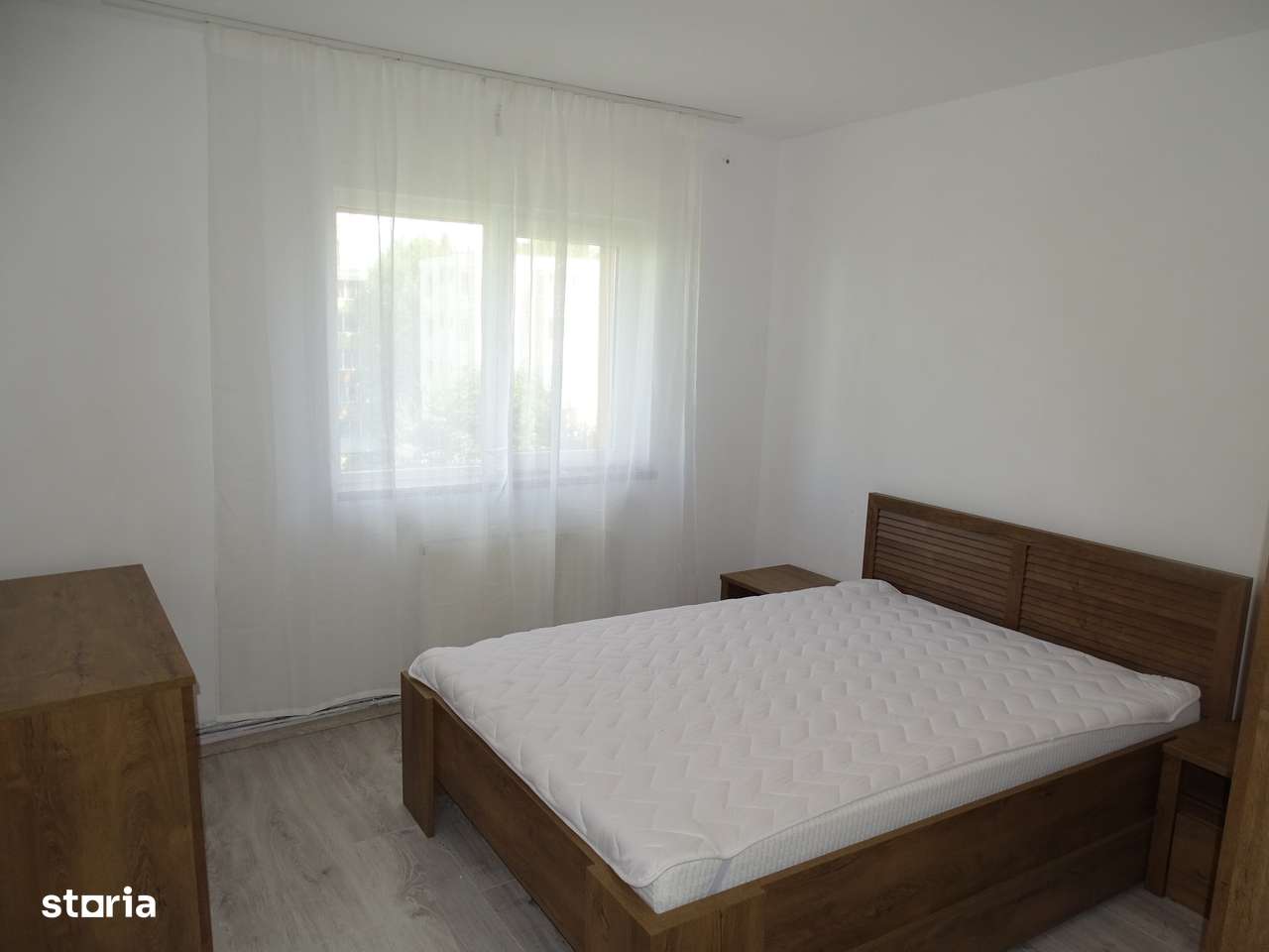 De vanzare ap 2 camere DECOMANDAT in Tractoru Langa Coresi-0