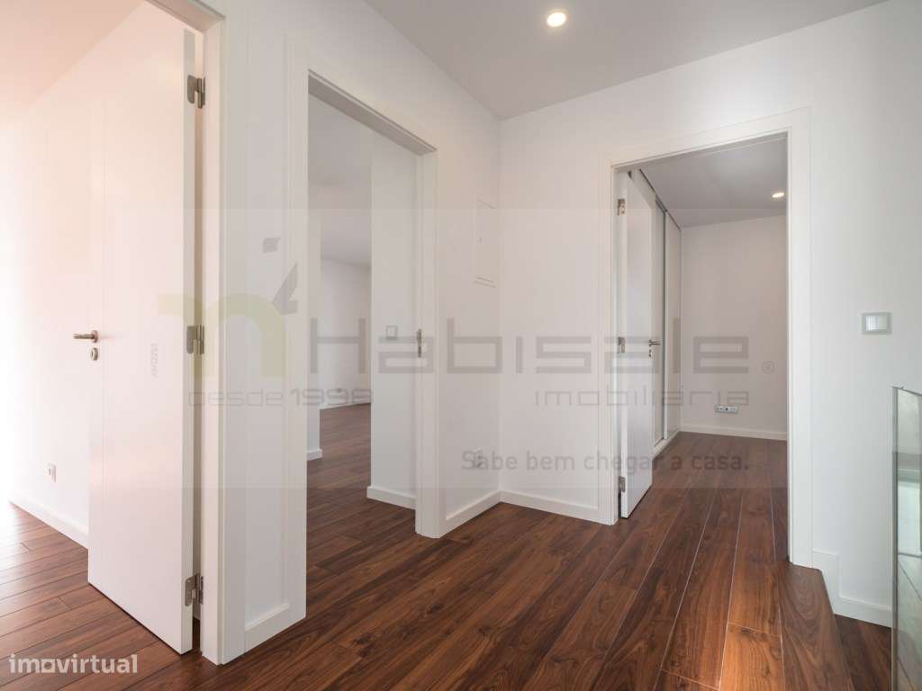 Moradia T3, situada em Areia Cascais, a curta distância da praia do...-20