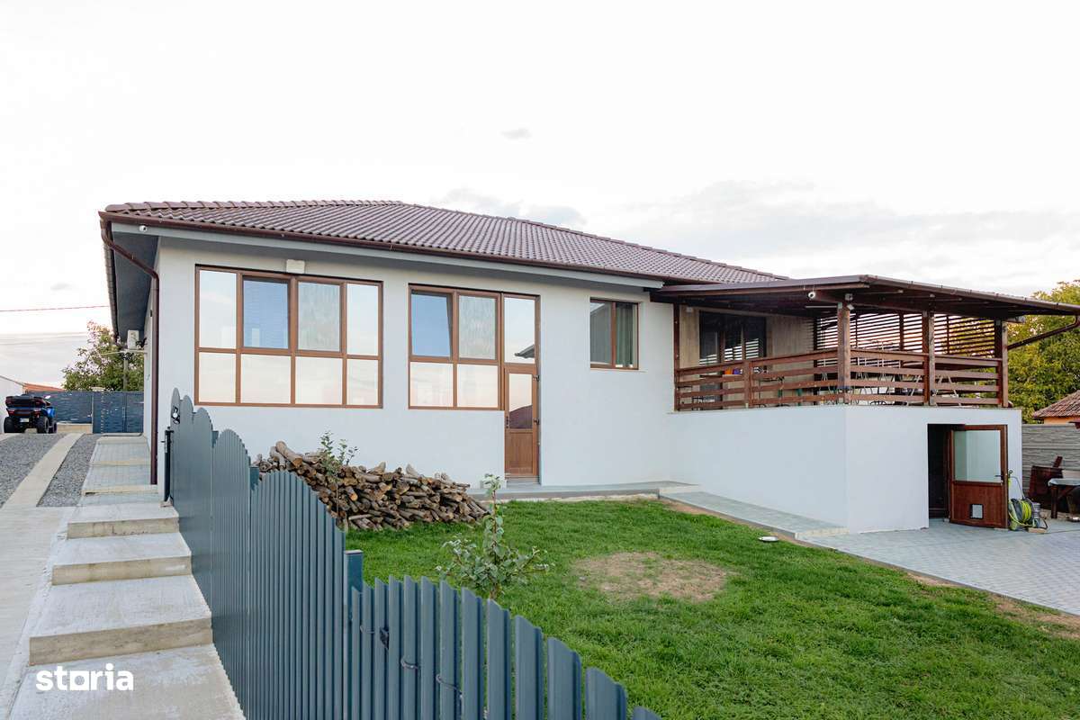 De vânzare – Business la cheie și casă rezidențială „Wild A-frame"-2