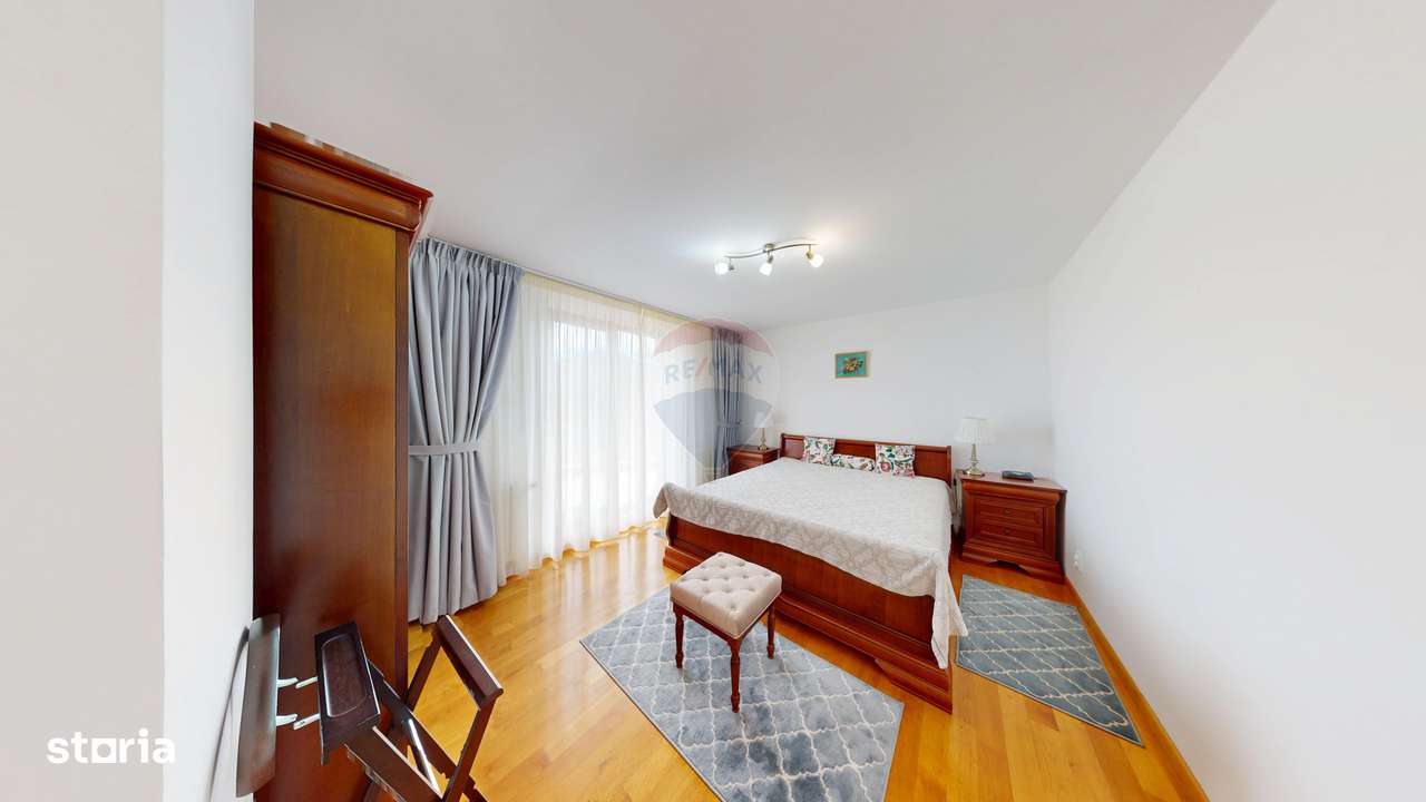 Casă / Vilă de Lux cu 5 camere de vânzare-9