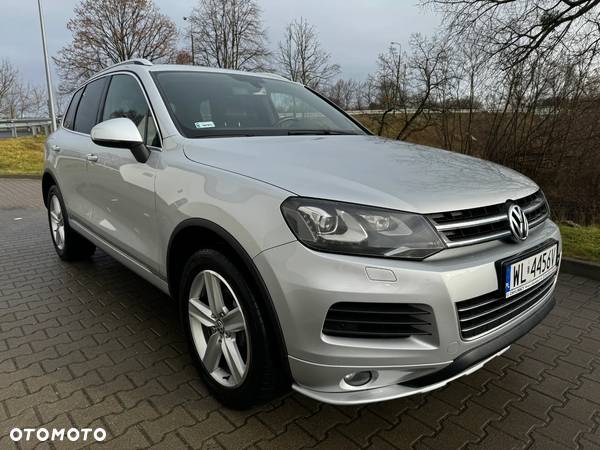 Volkswagen Touareg 3.0 V6 TDI BMT R-Style - 4