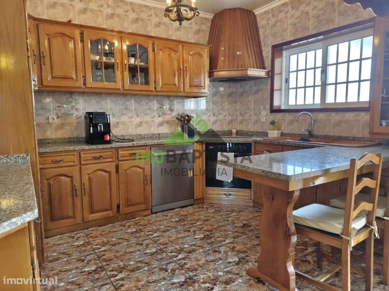 Moradia Isolada Bifamiliar V3 em São João de Ver - Grande imagem: 5/24