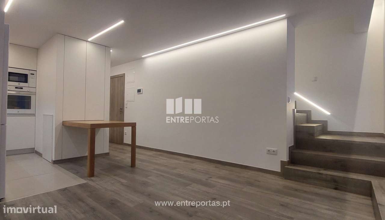 Venda de apartamento T2 Duplex Novo, Centro da Cidade, Viana do Castel - Grande imagem: 3/30