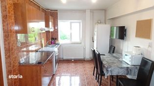 Vand apartament 2 camere decomandat in Deva, I. Creanga, et. 3