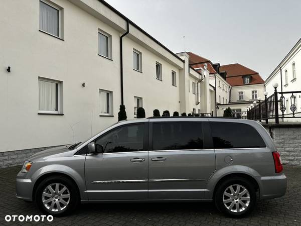 Chrysler Town & Country 3.8 Touring - 7