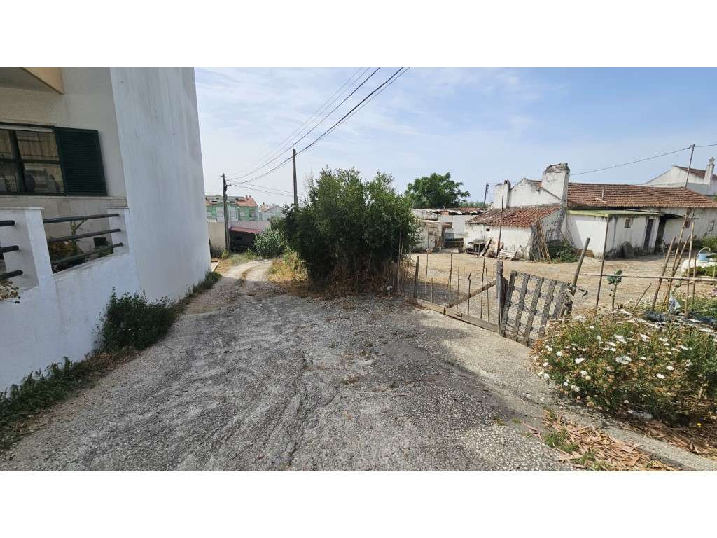 Terrenos urbanos para construção - Sobralinho, Alverca do Ribatejo-3