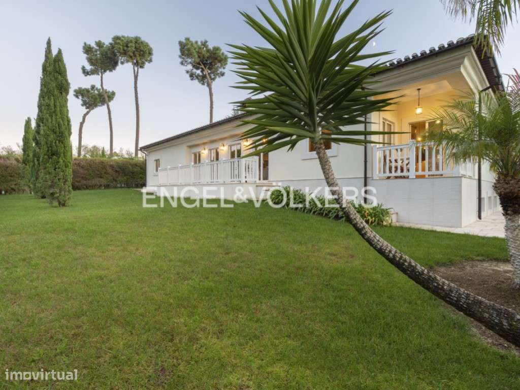 Moradia T5 de luxo na Herdade da Aroeira - Grande imagem: 4/44