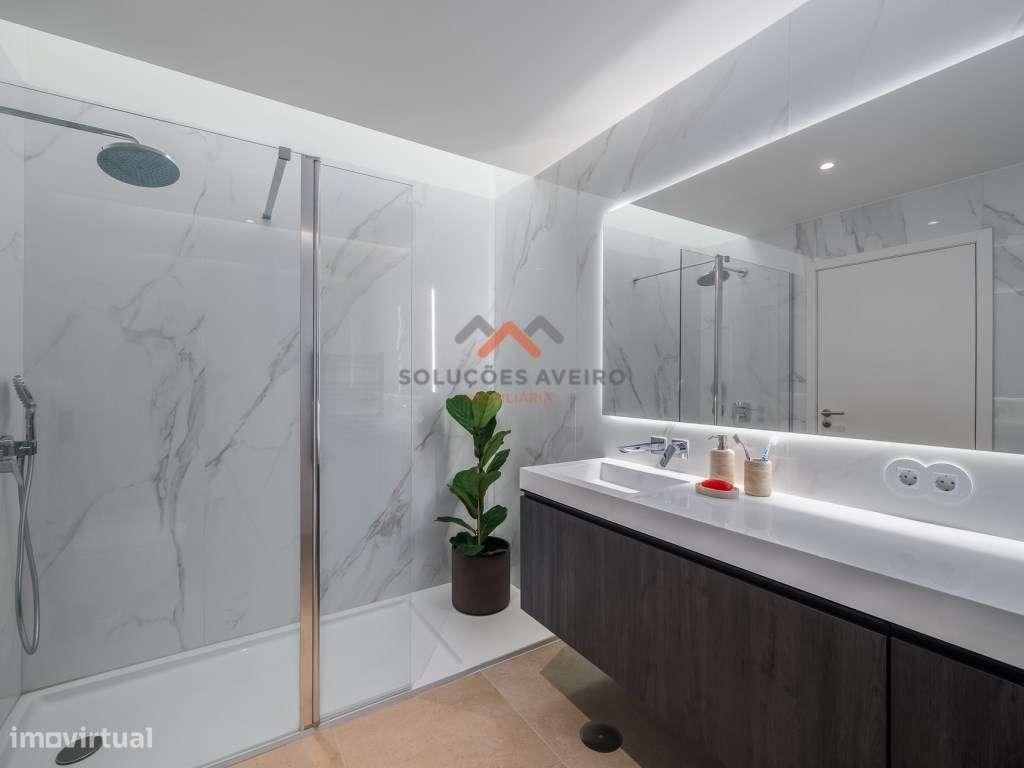 Moradia T4+1 em Aveiro!-11