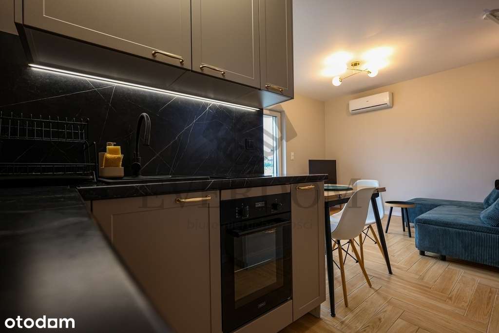 Dwupiętrowy apartament z ogródkiem i m.parkingowym-10