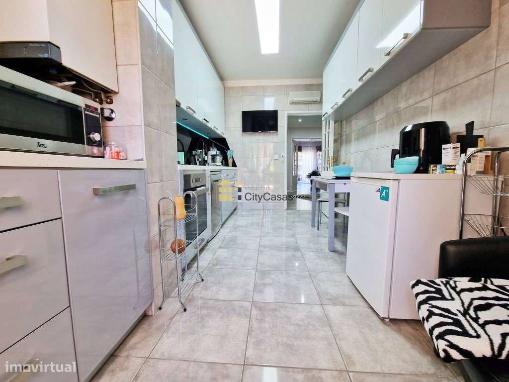 Apartamento T3 c/ Terraço e L. Garagem | Rio Tinto-20