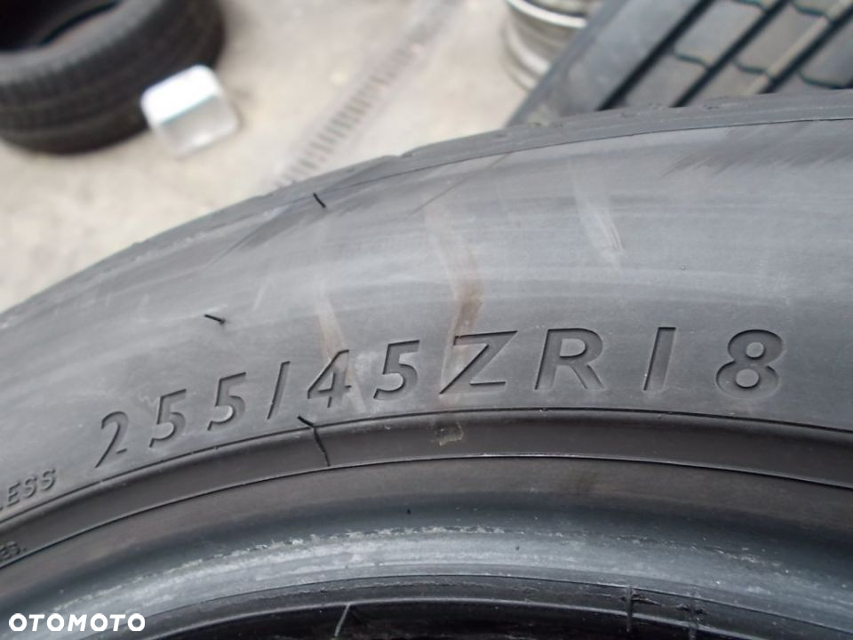 DUNLOP Sport Maxx RT 255/45R18 99Y 2018 6,5mm - 2