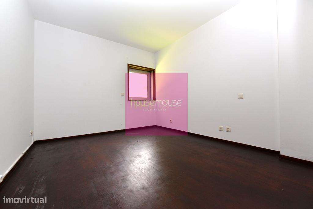 Apartamento c/ terraço no Centro da Cidade-6