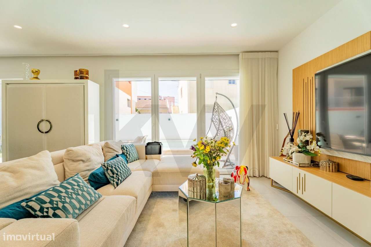 Moradia T3 com terraço e piscina: Onde a Vida se Celebra - Grande imagem: 4/31