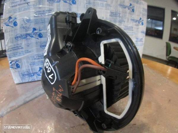 Motor Sofagem T903542A BMW F20 2013 118D 143CV 5P CINZA - 2