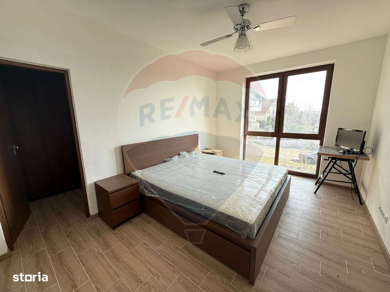 De vânzare Casă nouă cu 4 camere, teren 1190 mp Cartier Podgoria-8