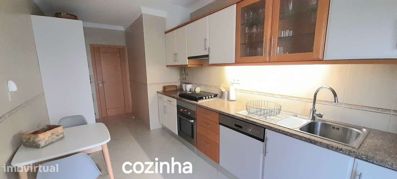 PARTICULAR Apartamento T2 Urb. Quinta do Marquês - Armação de Pera - Grande imagem: 5/24