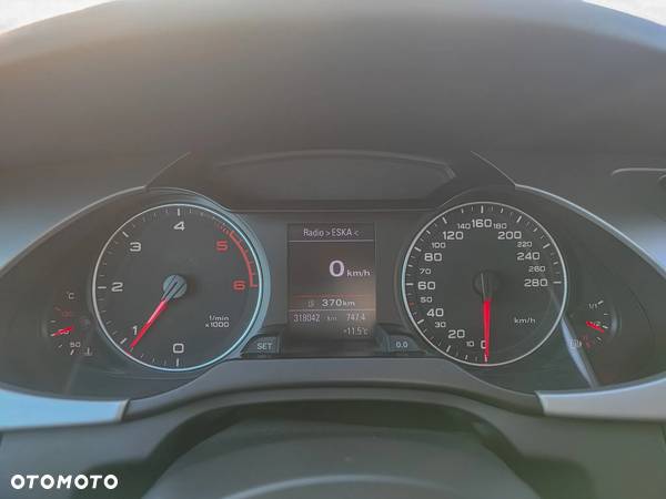 Audi A4 2.0 TDI - 11