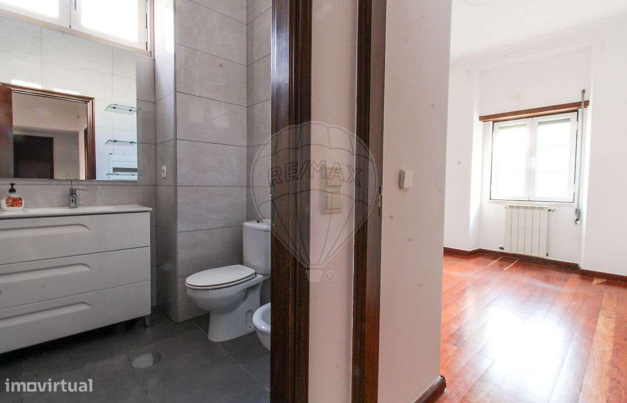 Apartamento T2 para arrendamento - Grande imagem: 2/14