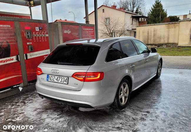 Audi A4 - 8