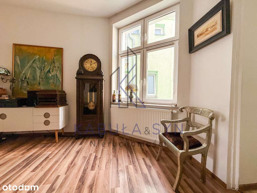 Secesyjna kamienica na Śniadeckich - 4 pokoje-6