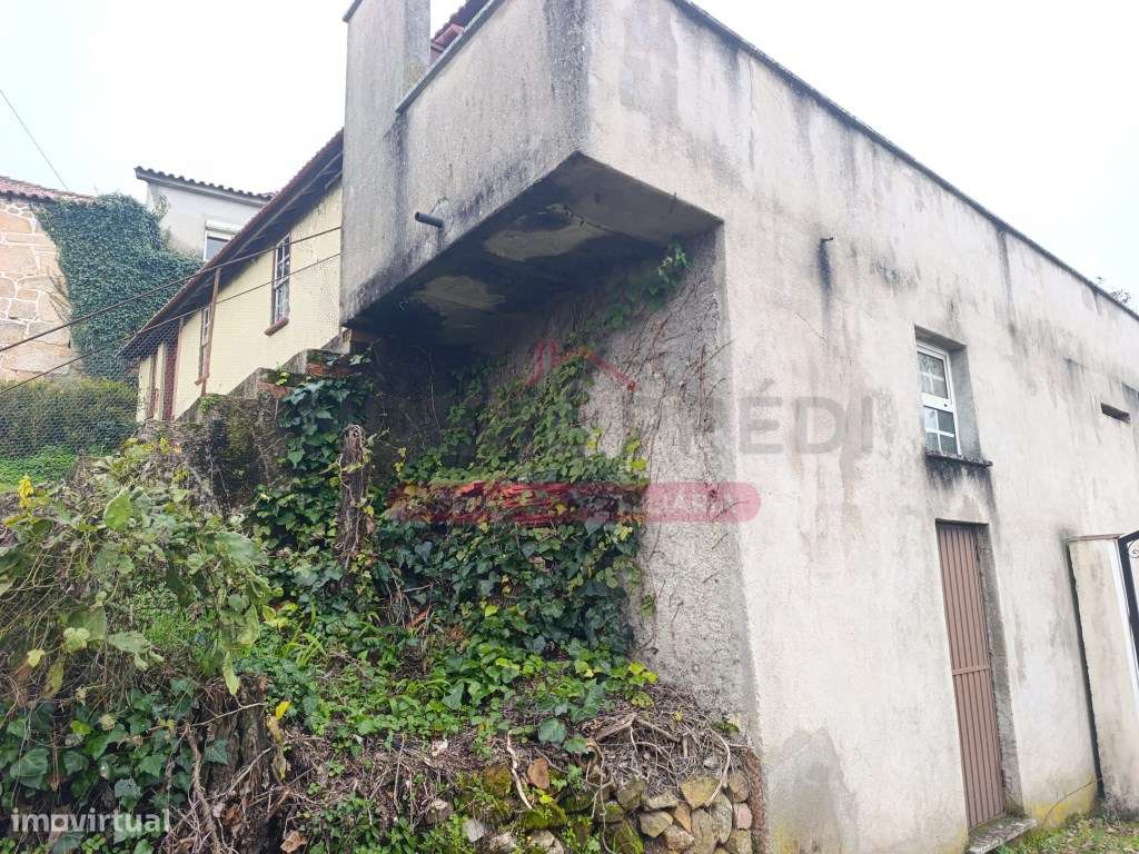 Moradia T2 C/Quintal - Castelões - Tondela - Grande imagem: 3/11