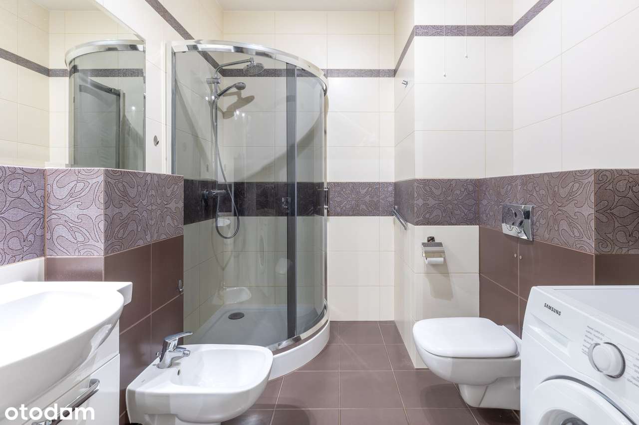 Urocze, trzypokojowe z balkonem .-9