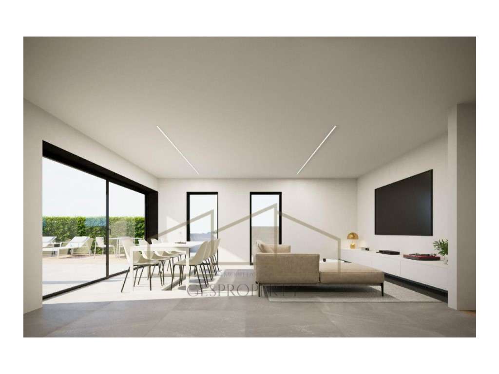 Moradia Isolada T4 com Piscina na Aroeira-5