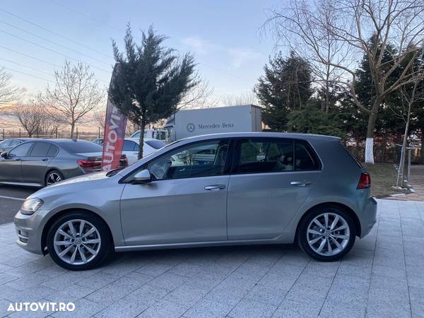 Volkswagen Golf 2.0 BlueTDI DSG Highline - 12