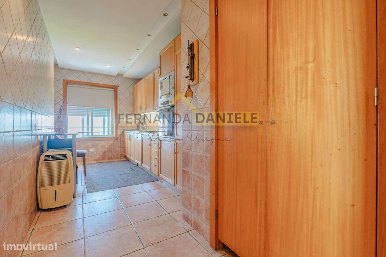 Apartamento T3 com Varanda e Suíte – 5 Minutos da Praia de Esmoriz-17