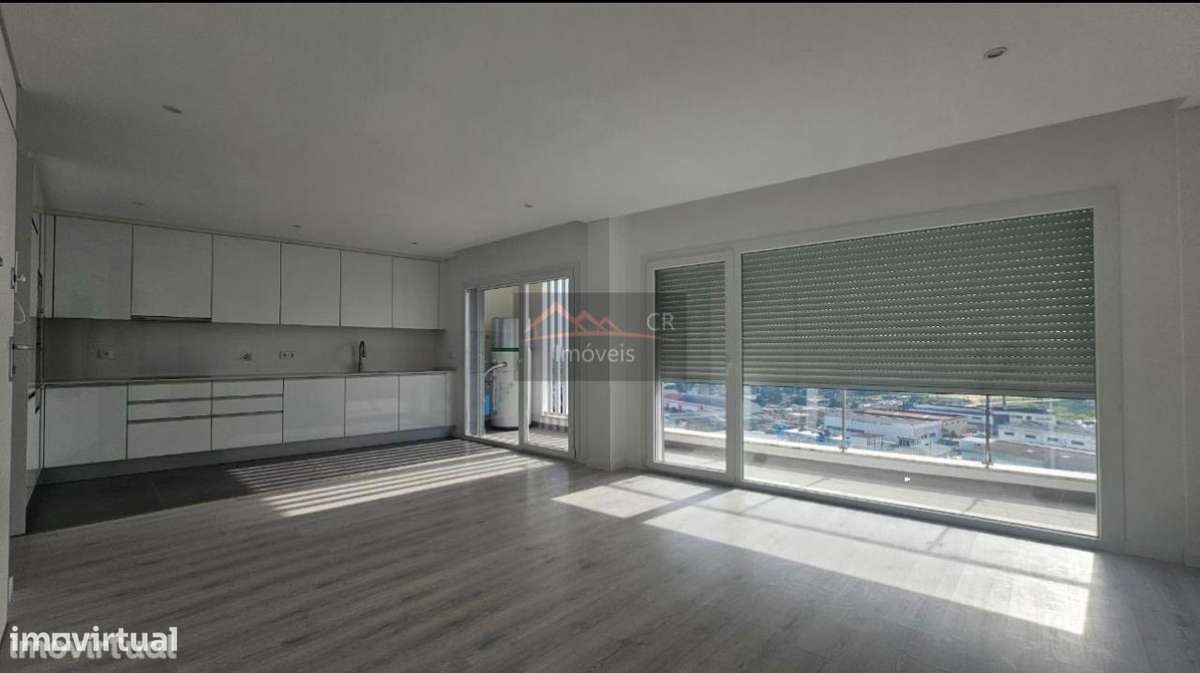 Vendo Apart T2  Novo com Terraço - Santa Marta - Grande imagem: 2/22
