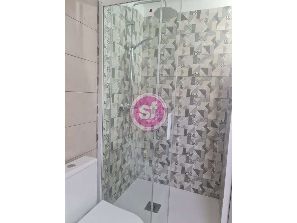 Sótão no centro de Anadia para Venda !-11