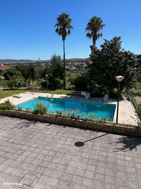 Excelente Moradia c/Piscina, Ringue desportivo, Garagem-6