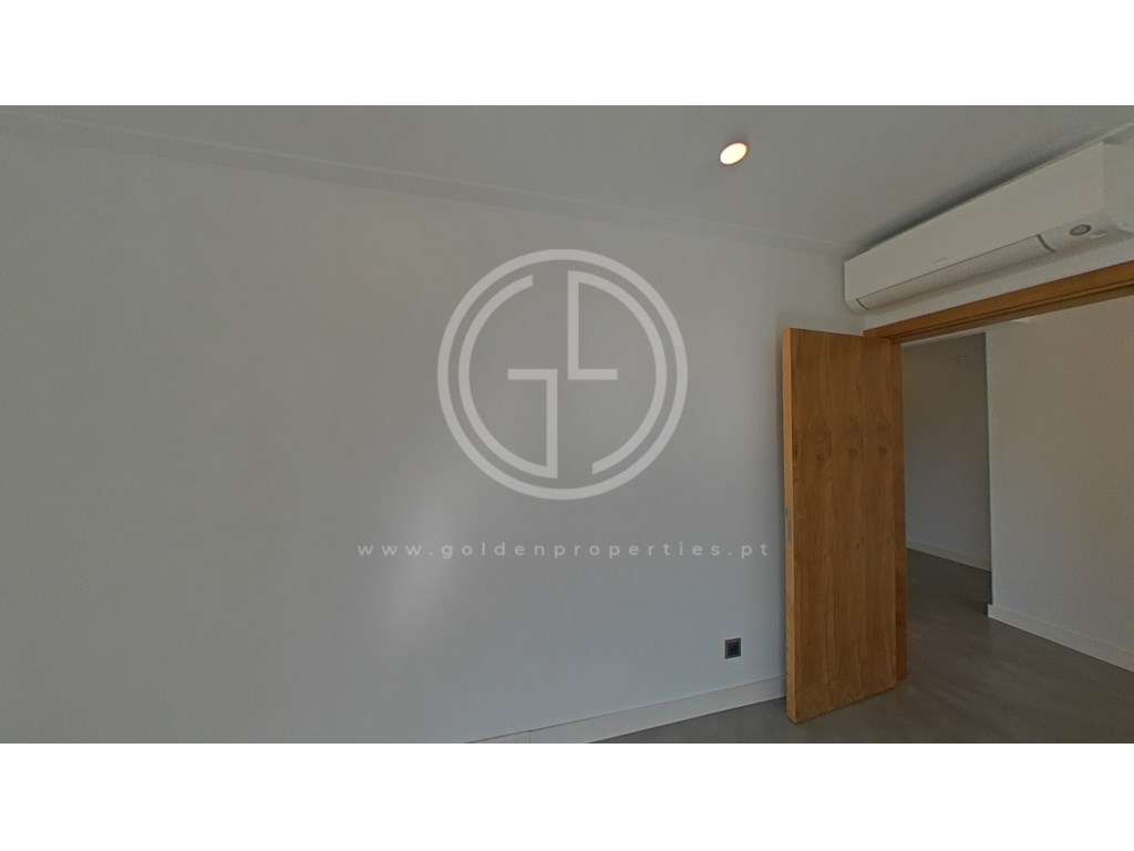 Invista na sua casa de sonho! Moradia T5 em Quarteira, perto da Pra...-56
