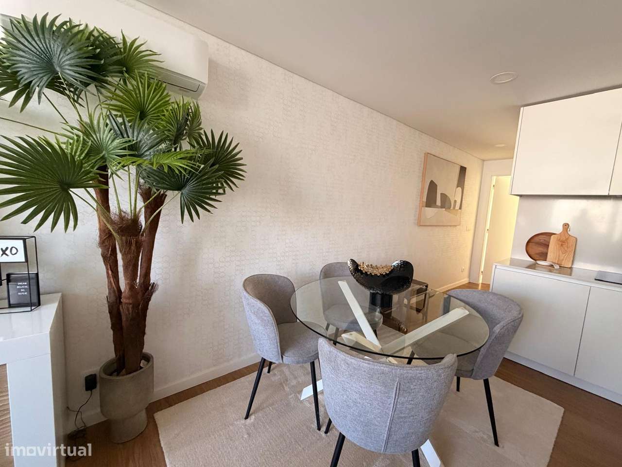 Apartamento T2 Duplex Mobilado na Av. Dr. Lourenço Peixinho-11