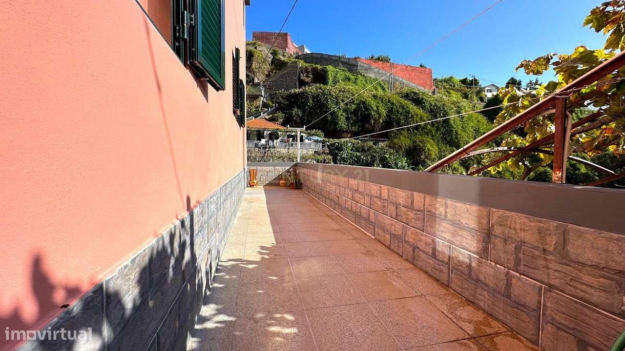 Moradia Tradicional T3 - FUNCHAL-14