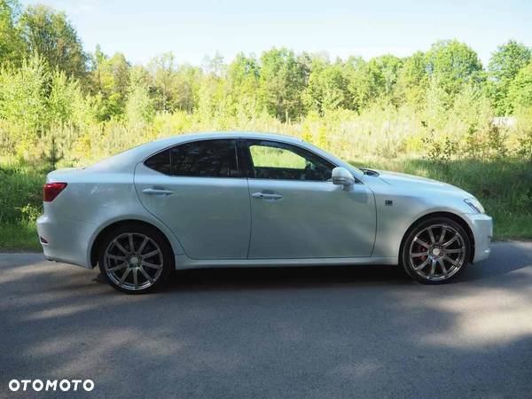 Lexus IS 220 D F Sport - 12