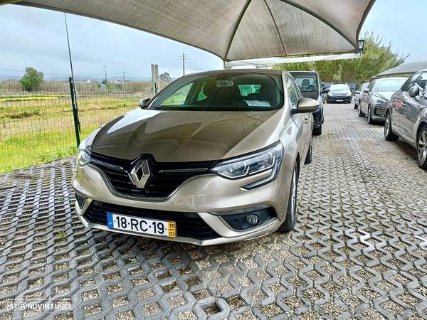 Renault Mégane 1.5 dCi Confort SS - 32