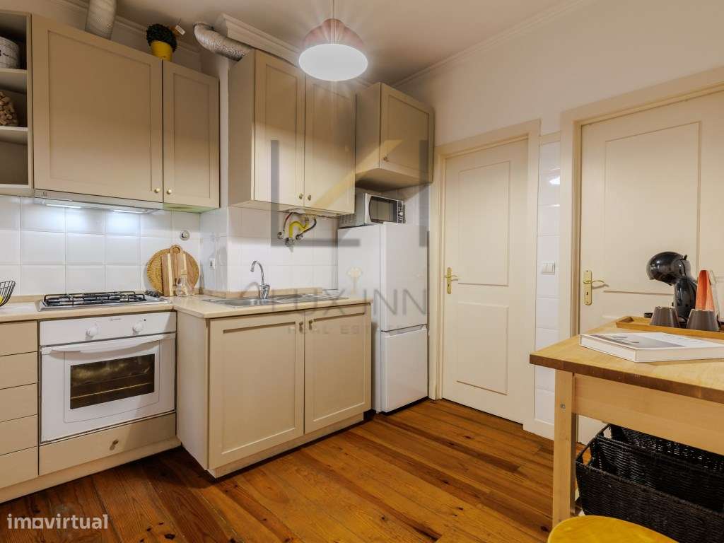 Apartamento T2 em Alfama, excelente localização-23