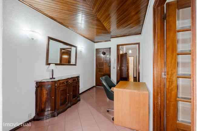 Apartamento T3 à Venda no Centro de Braga – Maximinos-5