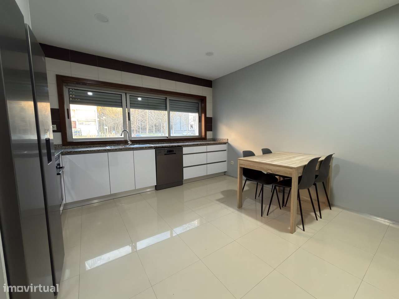 Moradia T3 - Nogueira da Maia - Grande imagem: 4/15