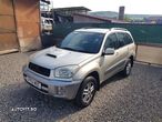 Dezmembrez Toyota RAV 4 II 2.0 D 2003-2006 - 3