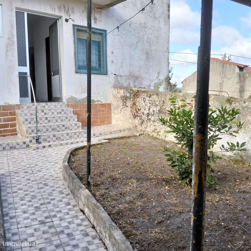 Moradia T-5 pronta a habitar Maiorga -Alcobaça-Nazaré Leiria-9