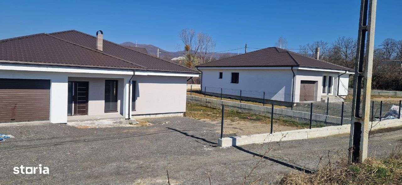 vand casa parter tip mediteranean in baia sprie zona linistita - Imagine principală: 3/20