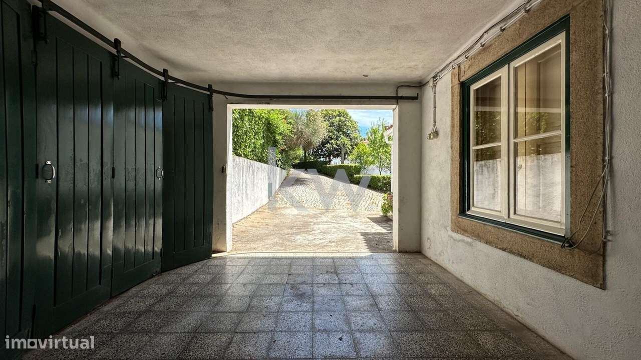 Casa de campo em rua Luís de Camões, Santiago Maior - Grande imagem: 5/29