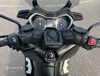 Yamaha X-max - 12