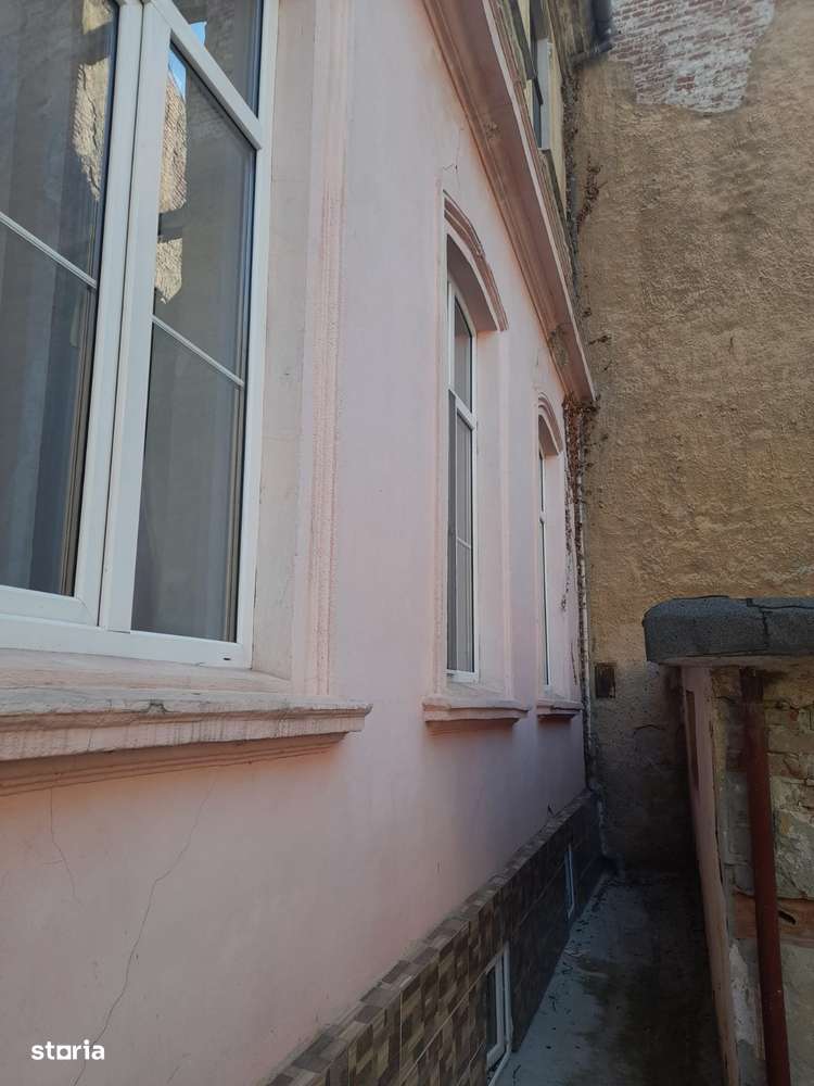 Apartament ultracentral 3 camere de vanzare - Imagine principală: 5/9