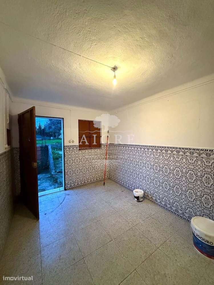 Moradia T2 em localização central nas Alcáçovas – Excelente oportunida - Grande imagem: 4/22